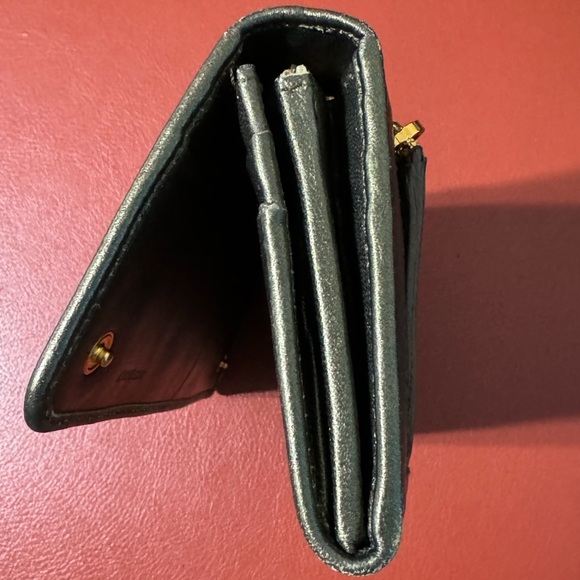 Authentic Prada Flap Wallet Green - Picture 10 of 13